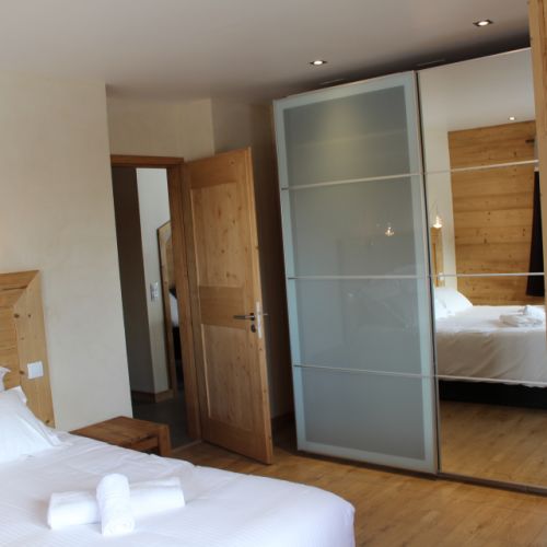 La Perle des Cimes - Hauptschlafzimmer 2