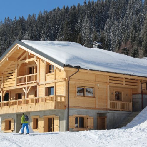 La Perle des Cimes - Outside view